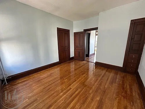 Building Photo - 30 Pattison St