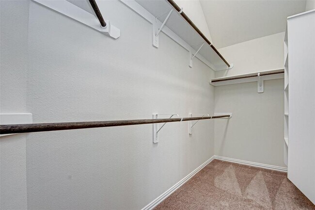 Building Photo - 1006 Warm Summer Dr