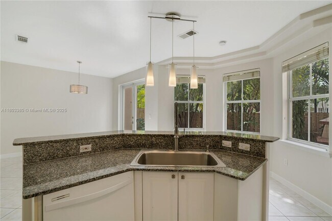 Building Photo - 4882 NW 108th Psge