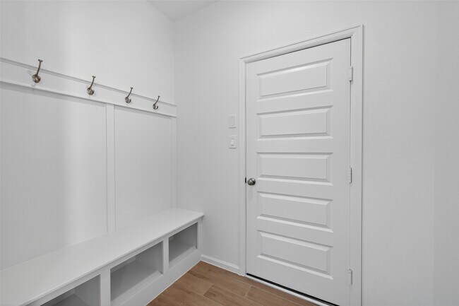 Building Photo - 10730 Aquila Star Dr