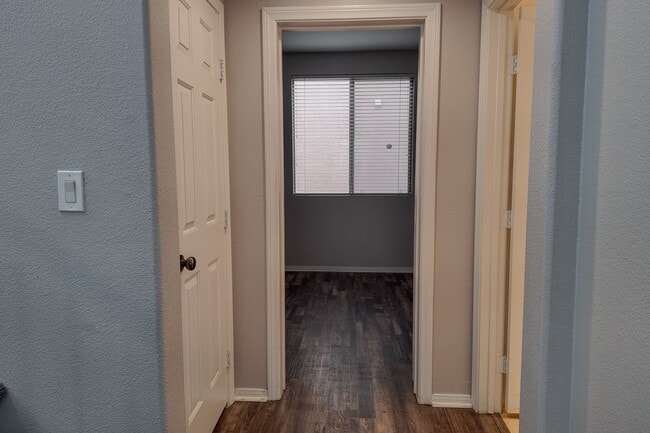 Building Photo - 9222 Cazador St