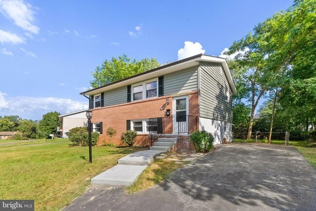 Building Photo - 1006 S Ironwood Rd