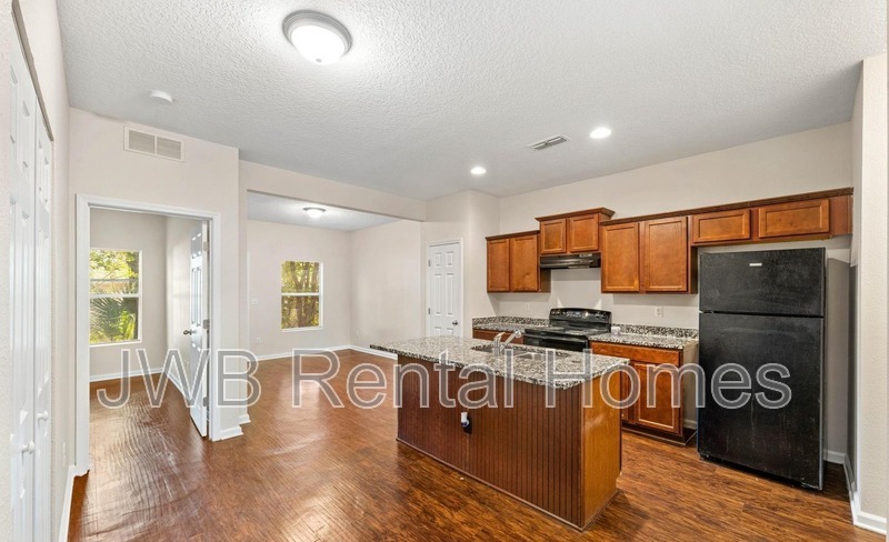 Building Photo - 3330 Rayford St