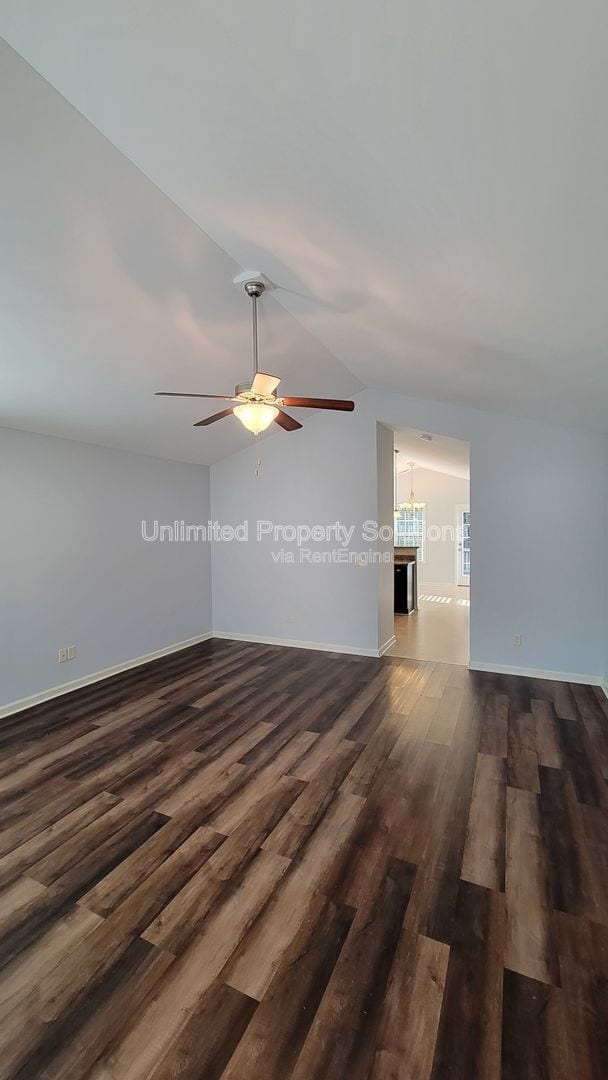 Building Photo - 226 Chambers St