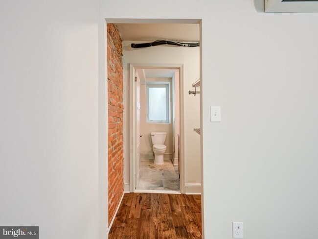 Building Photo - 2427 Perot St
