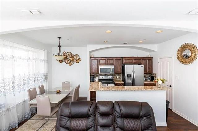 Building Photo - 232 Corinna Ct