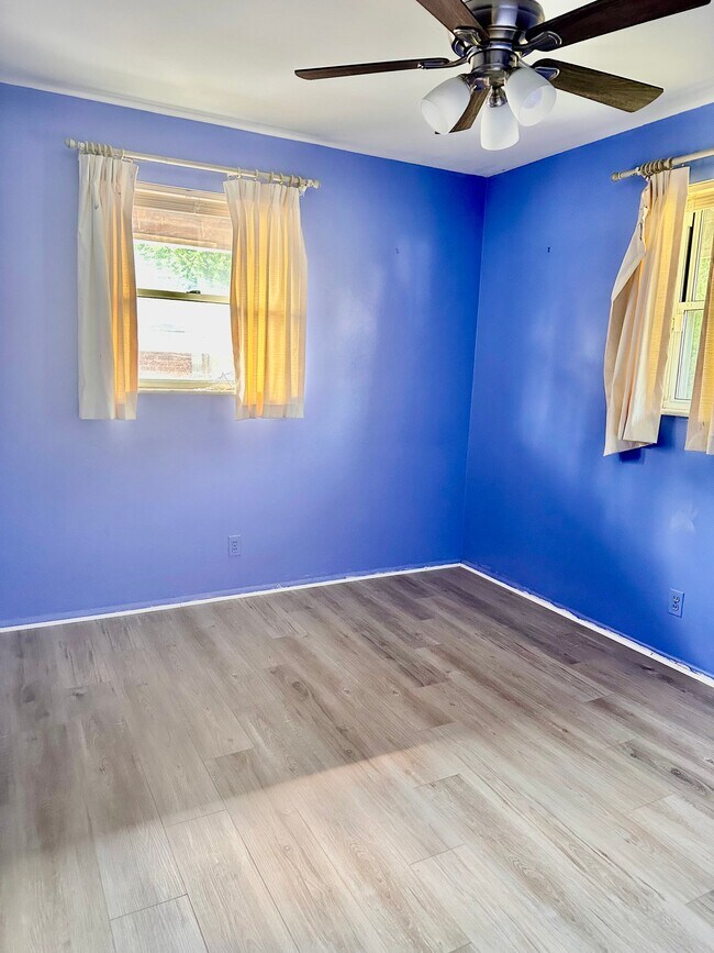 Building Photo - 2498 Garrison Dr