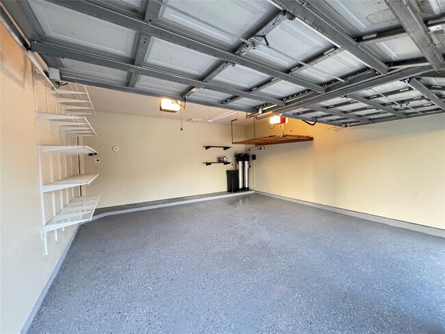 Building Photo - 3818 Houston Lake Dr
