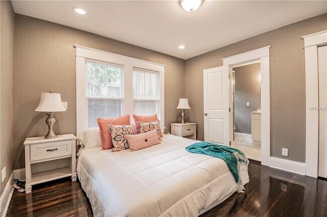 Building Photo - 3/2 Seminole Heights Bungalow