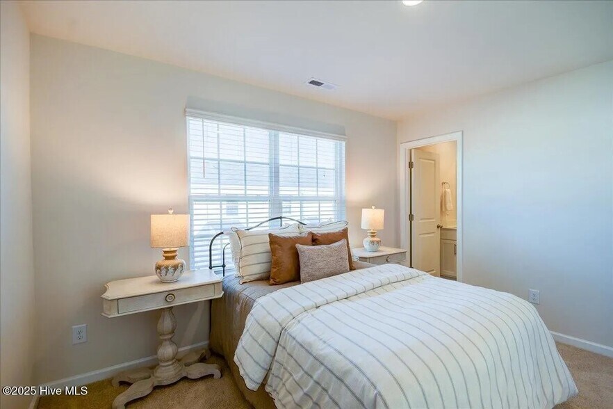 Building Photo - 4129 Laurel Ridge Dr