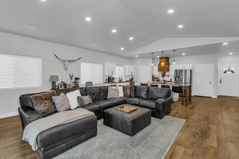 Building Photo - 205 Kelso Mesa Dr