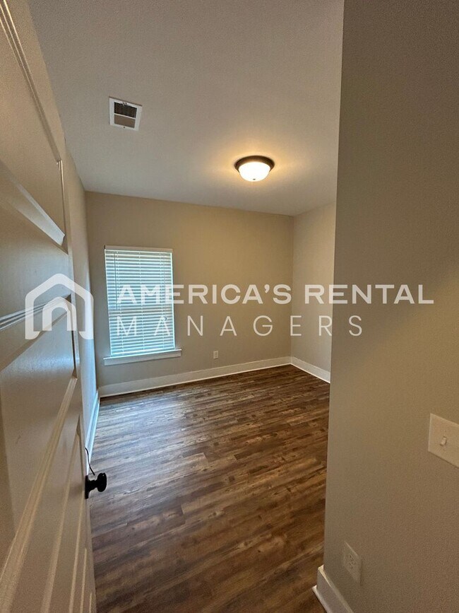 Building Photo - Home for Rent in Lake Cyrus! Available to View Now!!!