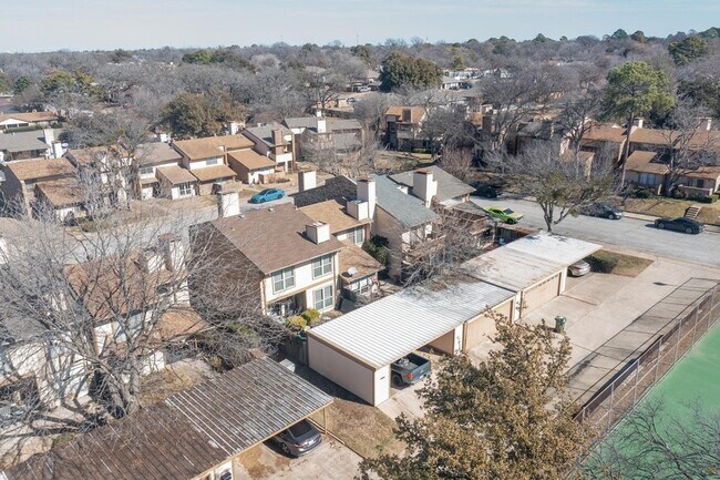 Building Photo - 2018 Warnford Pl