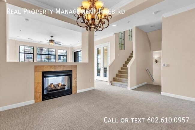Building Photo - 7297 N Scottsdale Rd
