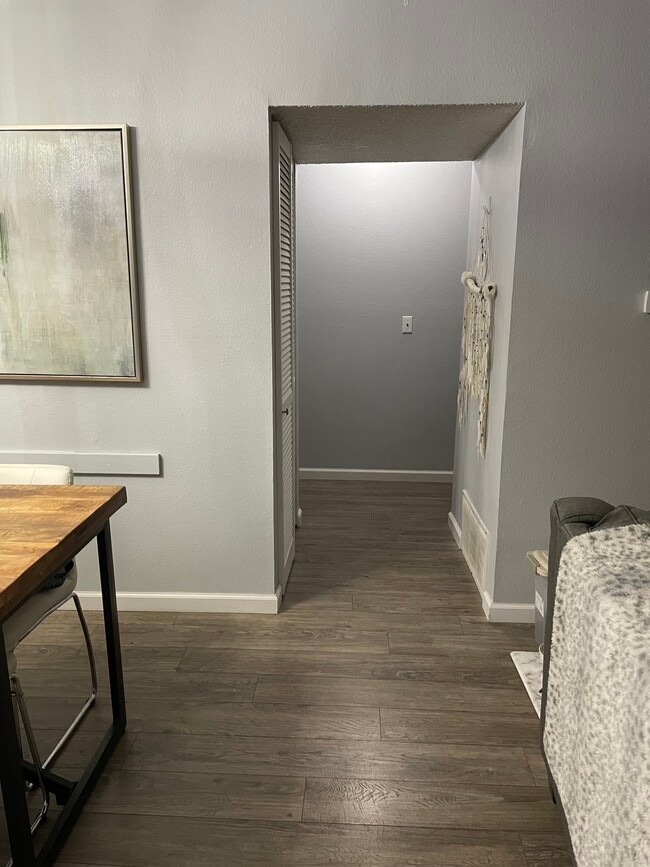 Building Photo - 3606 S Depew St