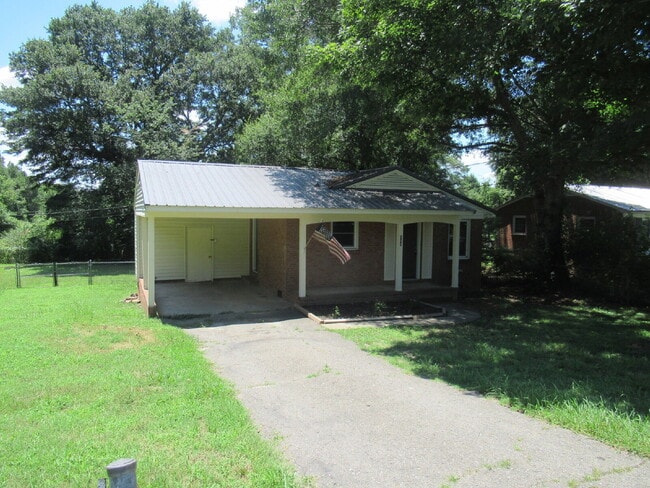 Building Photo - Lincolnton Home for Rent
