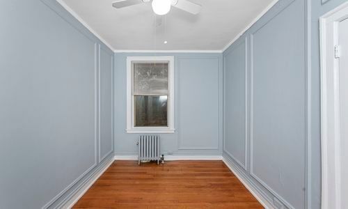 Building Photo - 1361 W Estes Ave