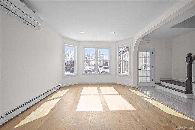Building Photo - 154-25 13th Ave