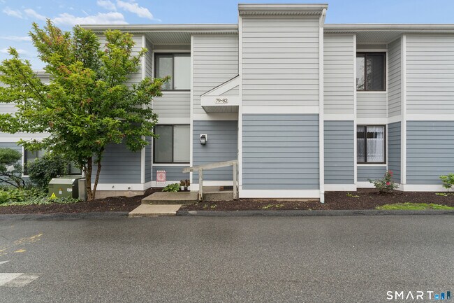 Building Photo - 82 Olcott Way