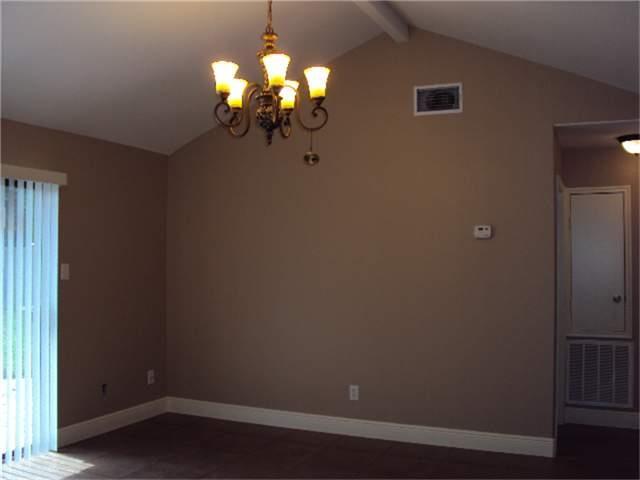 Building Photo - 7927 Battleoak Dr