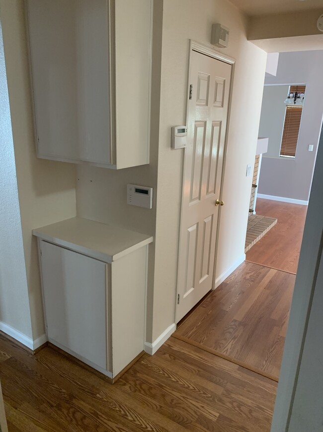 Building Photo - 38650 Juniper Tree Rd
