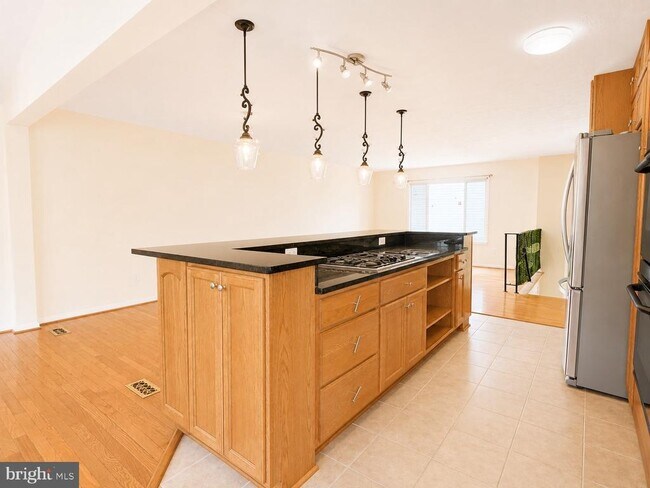 Building Photo - 13354 Jasper Ct