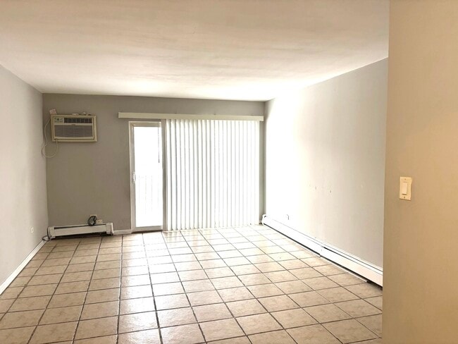 Building Photo - 6B E Dundee Quarter Dr