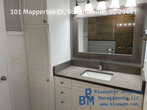 Building Photo - 101 Mapperton Ct