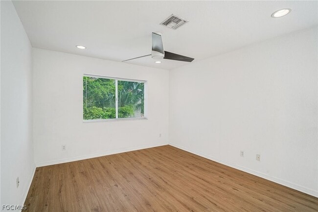 Building Photo - 3174 Antica St