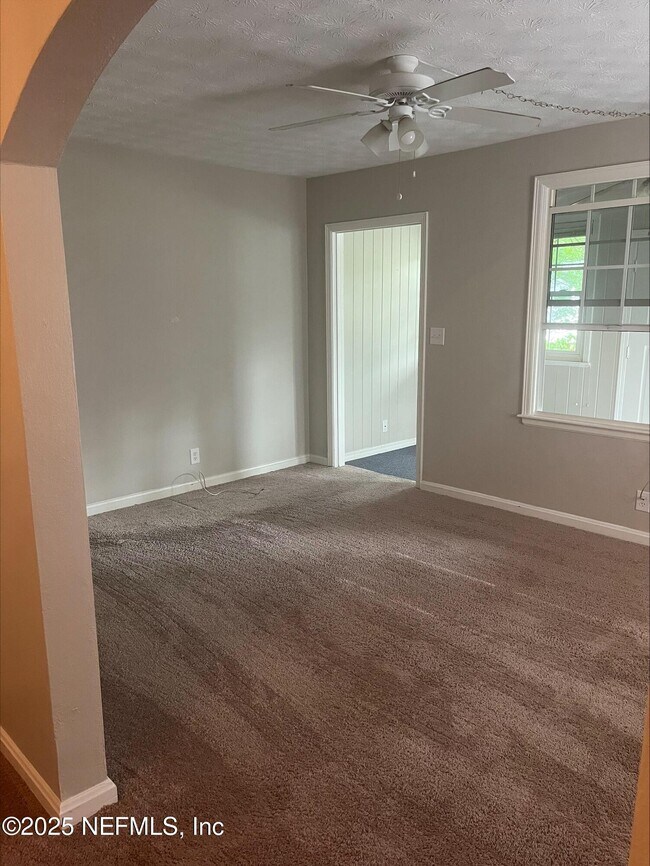 Building Photo - 4754 Sefa Cir N