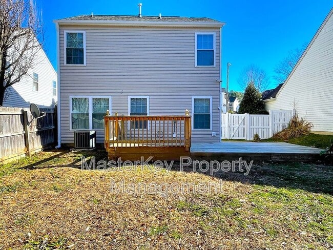 Building Photo - 5612 Sorrell Crossing Dr