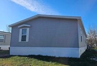 Building Photo - 49 Meggan Dr