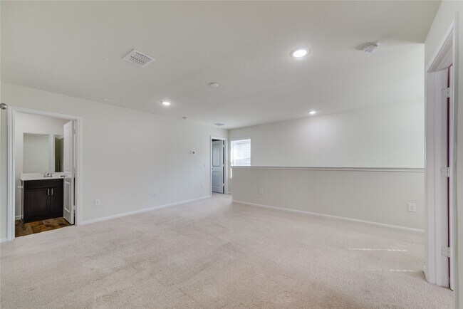Building Photo - 19214 Tannach Dr
