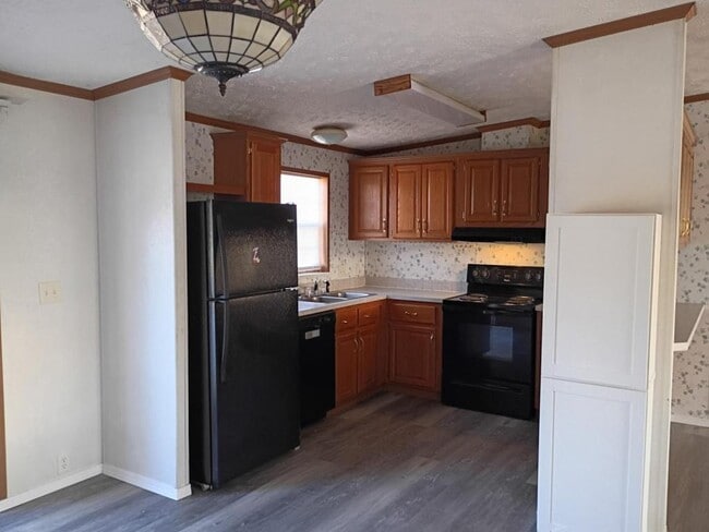 Building Photo - 1022 Walnut Grove Ln