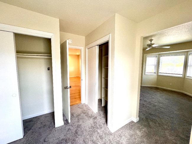 Building Photo - 5008 NE 48th Ave