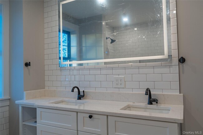 Building Photo - 85 Cannon St