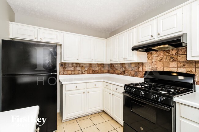 Building Photo - 3560 Sweetgum Ln