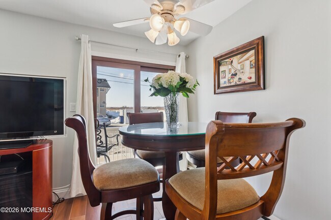 Building Photo - 1382 Ocean Ave