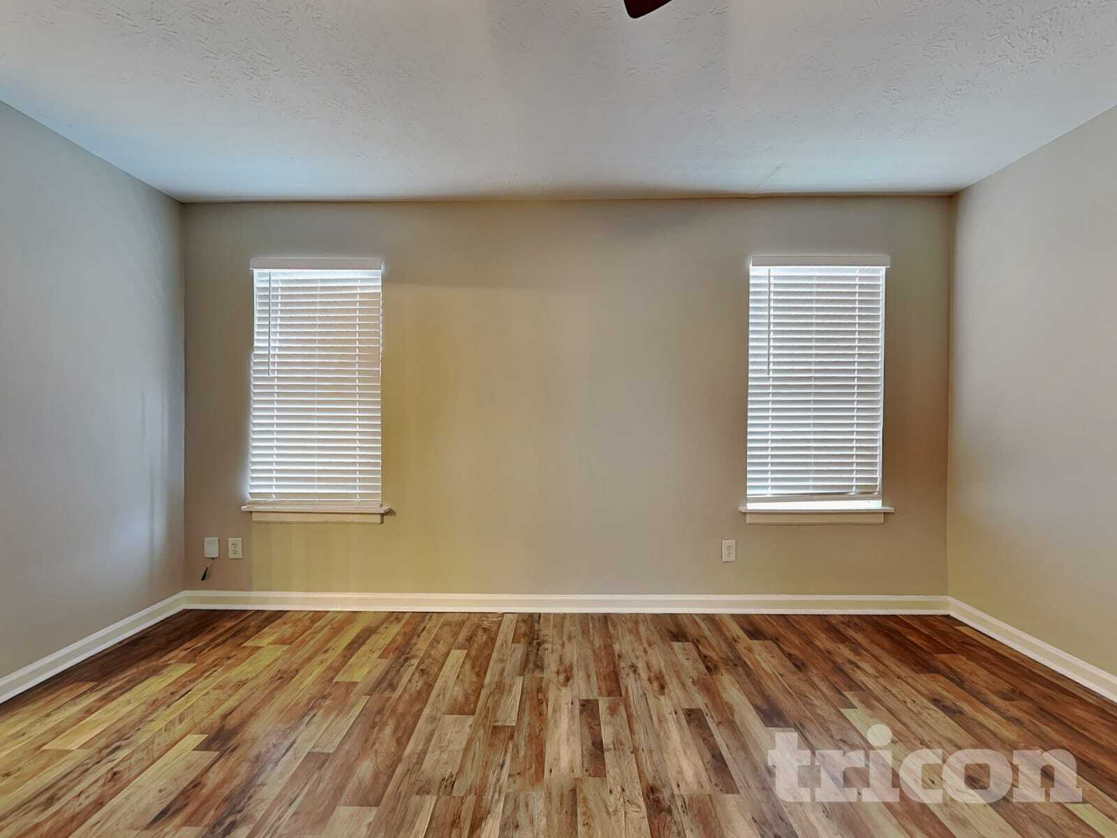 Building Photo - 270 Hayward Ln