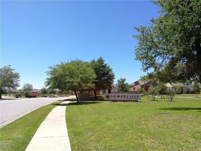 Building Photo - 852 Winnsboro Dr