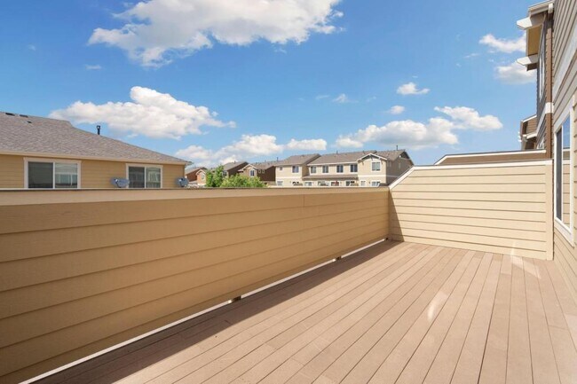 Building Photo - 5649 Saint Patrick View