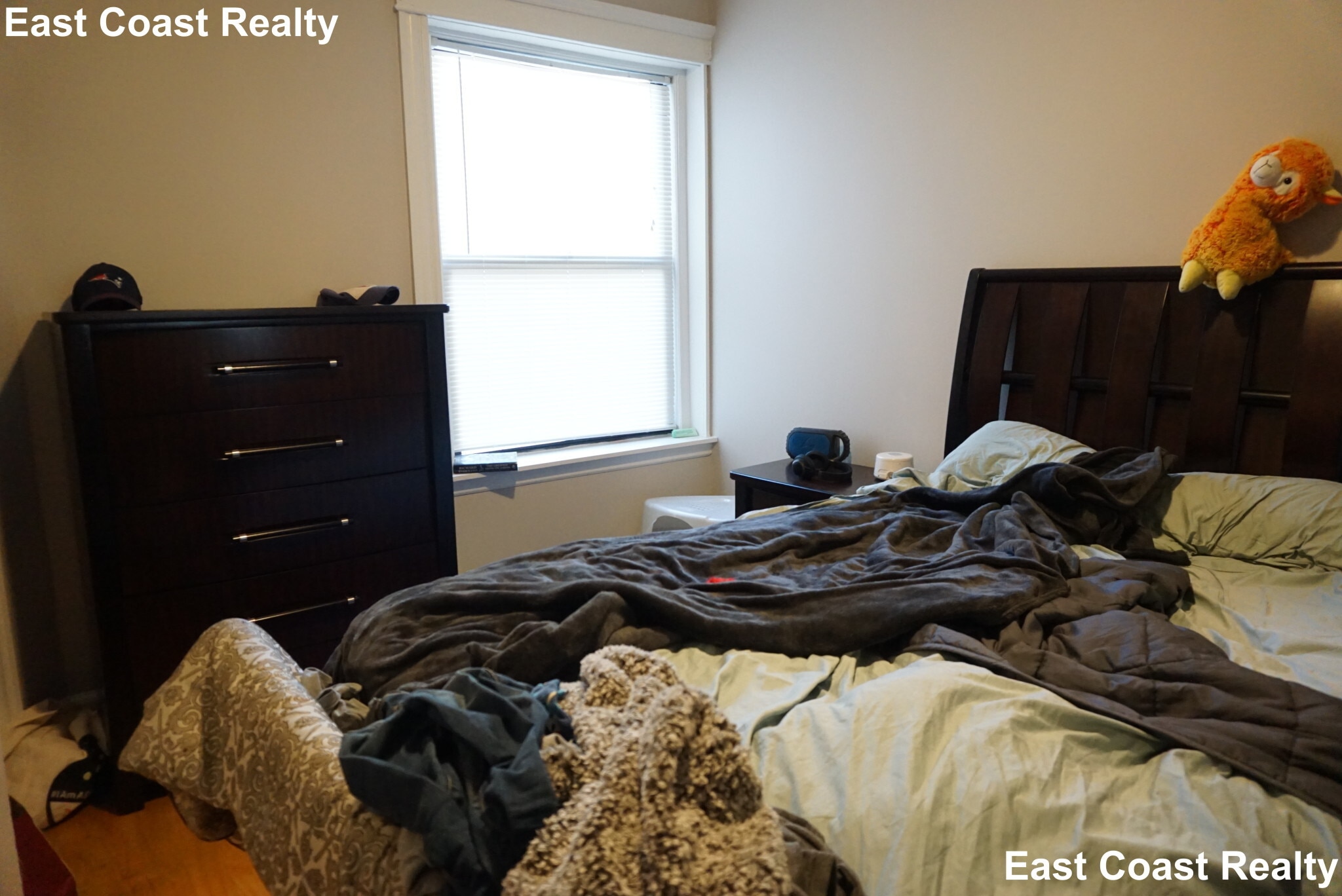 Building Photo - 56 Gardner St