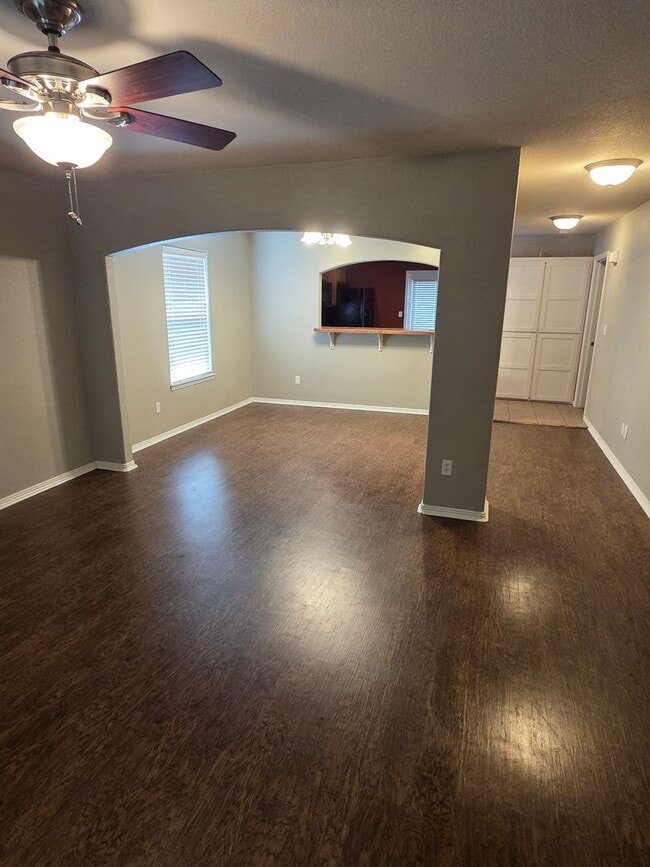 Building Photo - 4535 W Sweetgum Ln