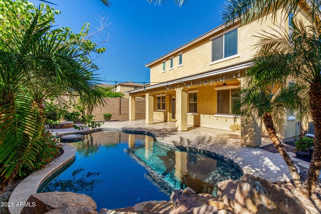 Building Photo - 3142 N Clanton St