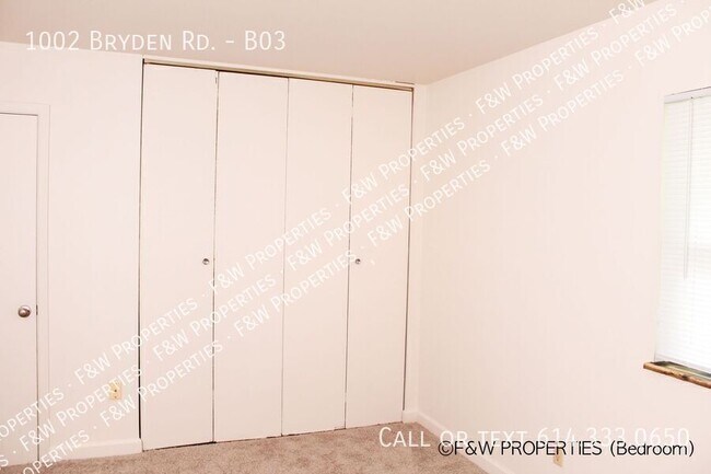 Building Photo - 1002 Bryden Rd