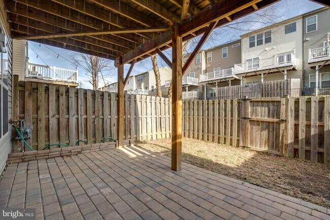 Building Photo - 11774 Lake Baldwin Dr