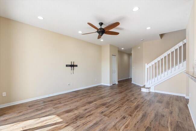 Building Photo - 119 Gramercy Square Dr