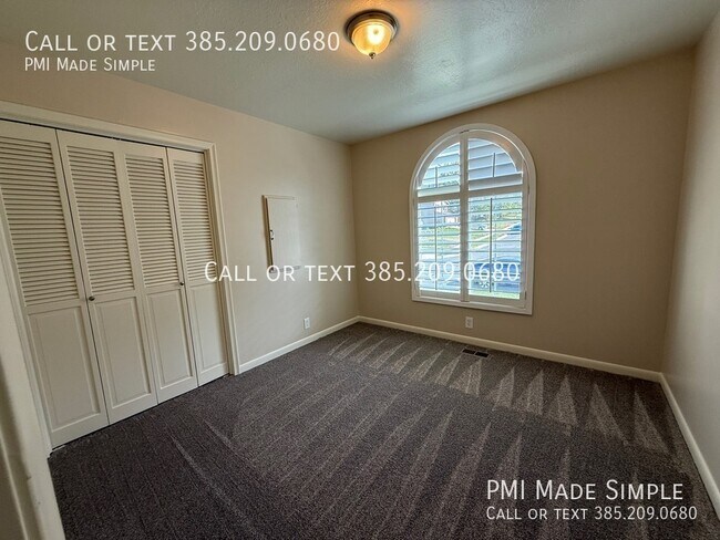 Building Photo - 10342 Countrywood Dr