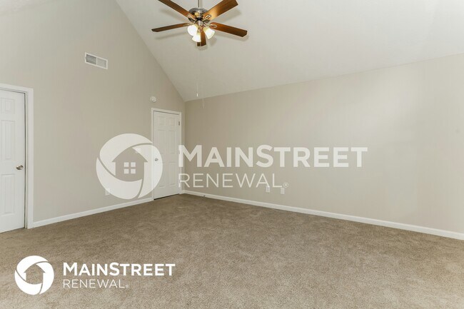 Building Photo - 335 Carriage Lake Ln