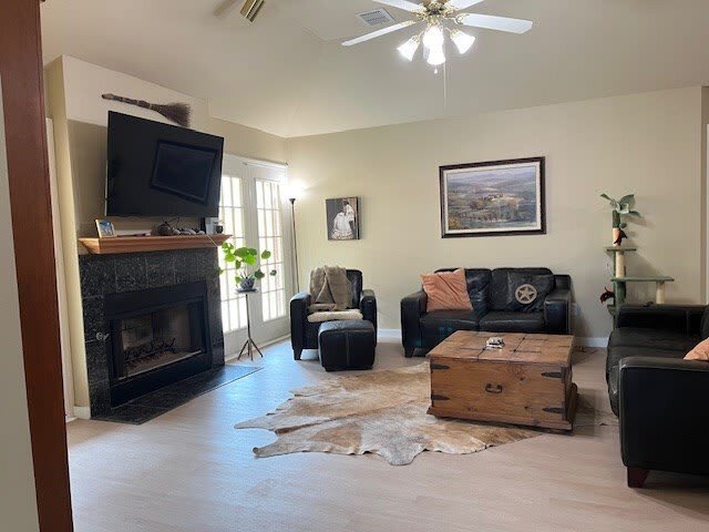 Building Photo - 3310 Wedgwood St